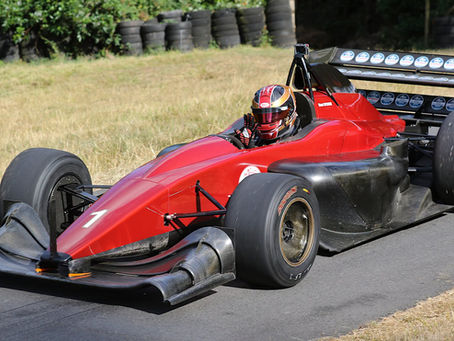 Title fight intensifies after Wiscombe visit