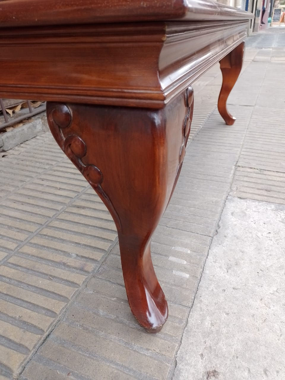 Miniatura: IMPORTANTE MESA RATONA REINA ANA