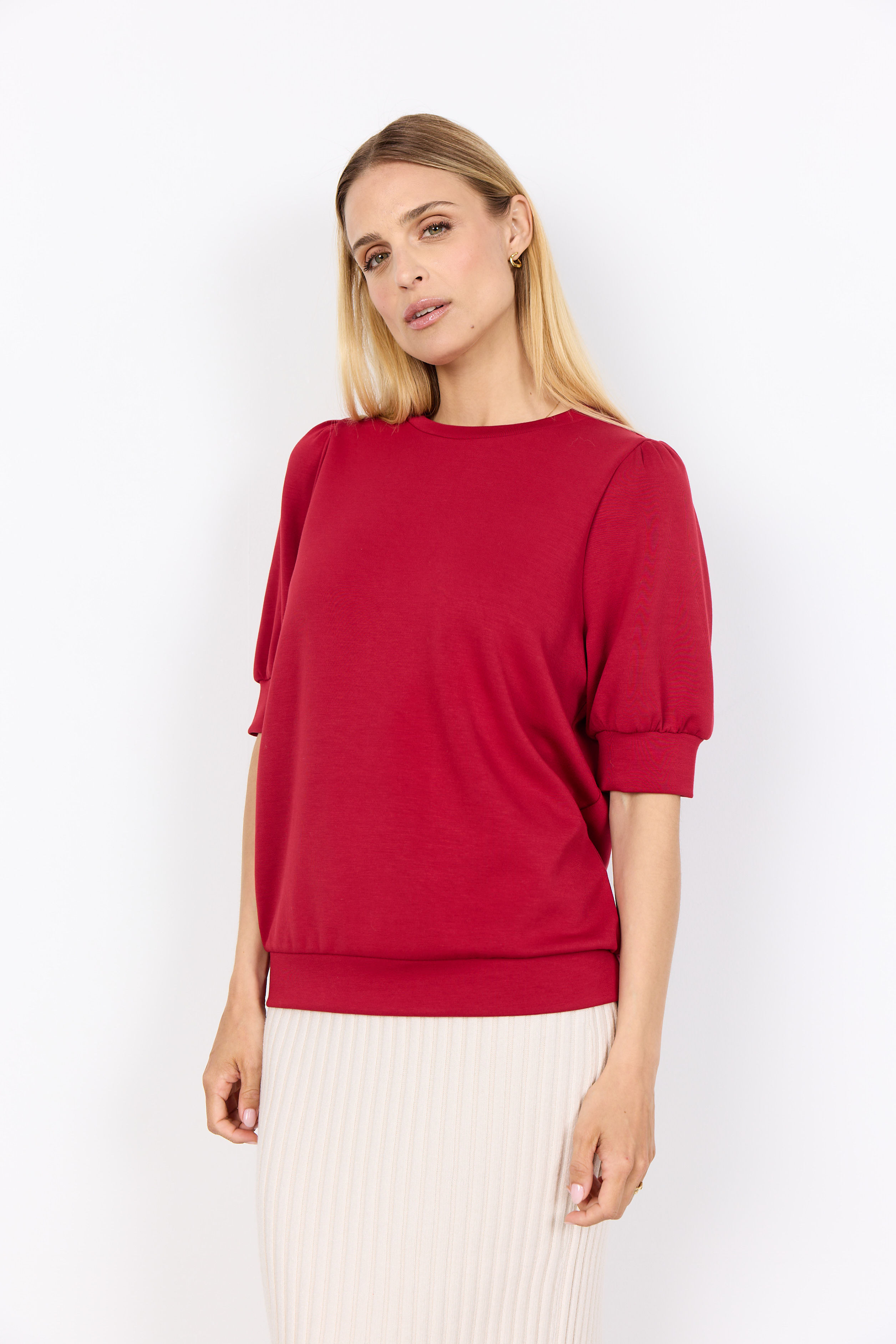 Rode blouse met ronde hals Soyaconcept