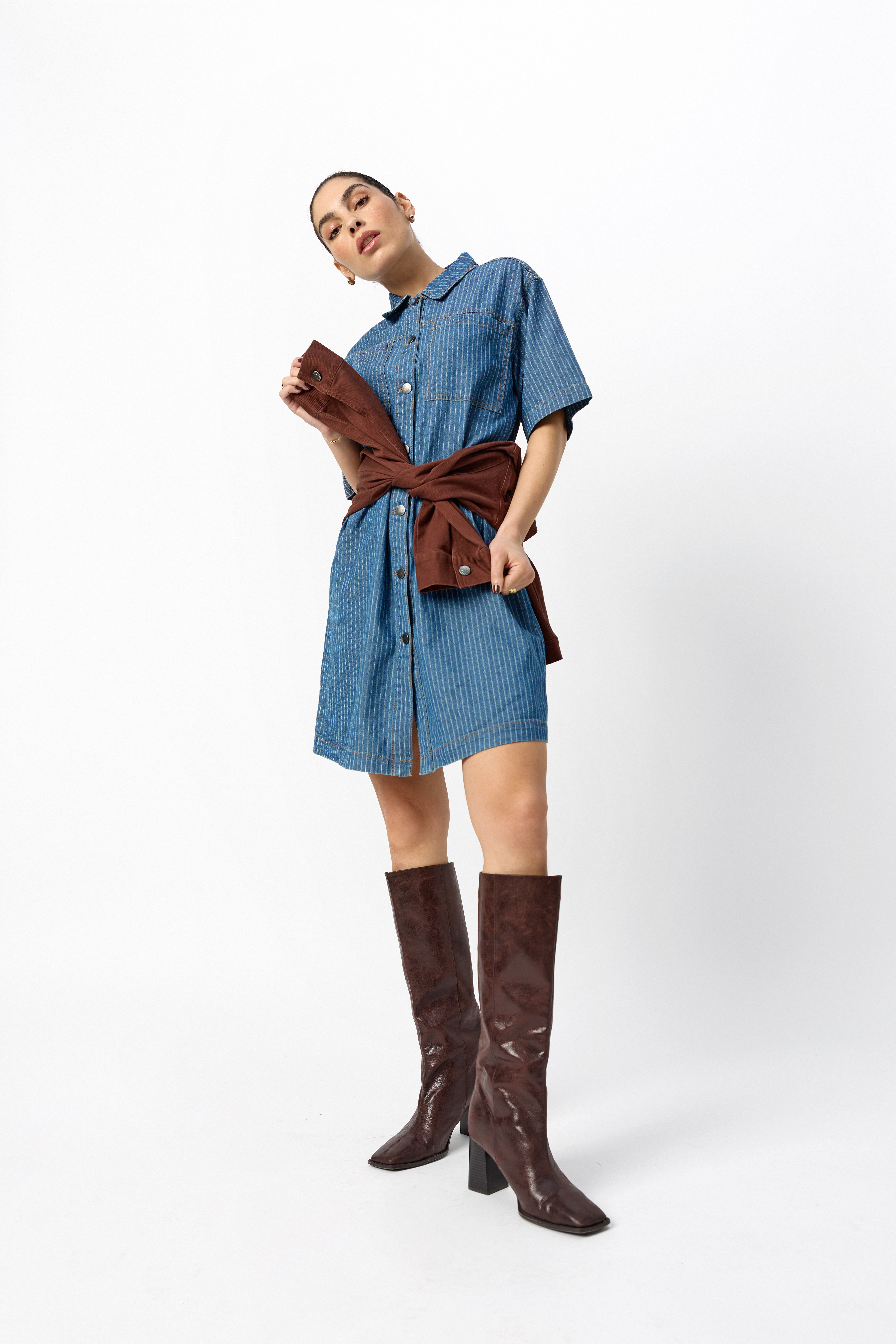 Blauwe jurk met streepmotief Soyaconcept