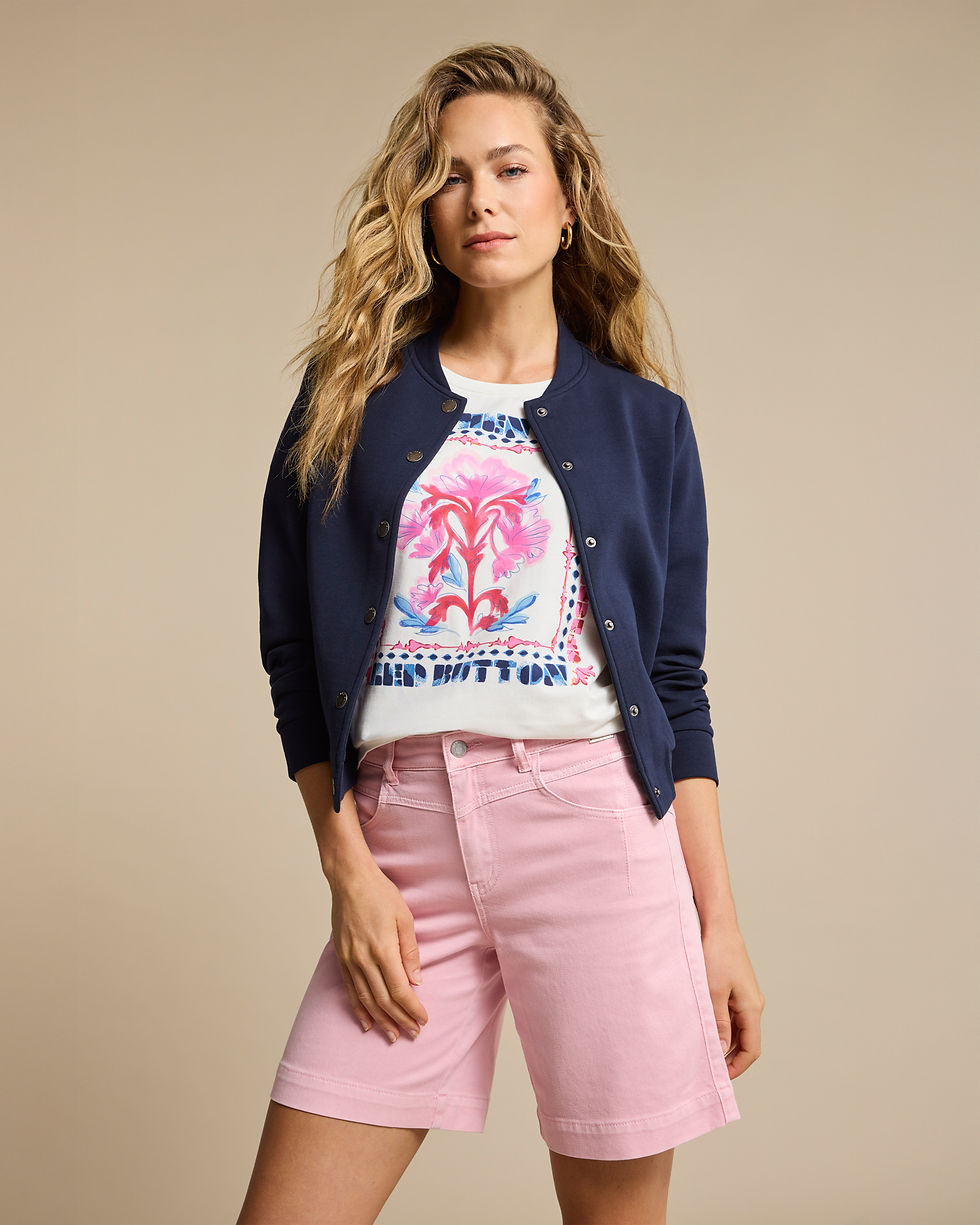 Thumbnail: Tee Temmy Multi Flower Offwhite/Pink Red Button
