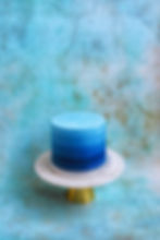 blue ombré cake