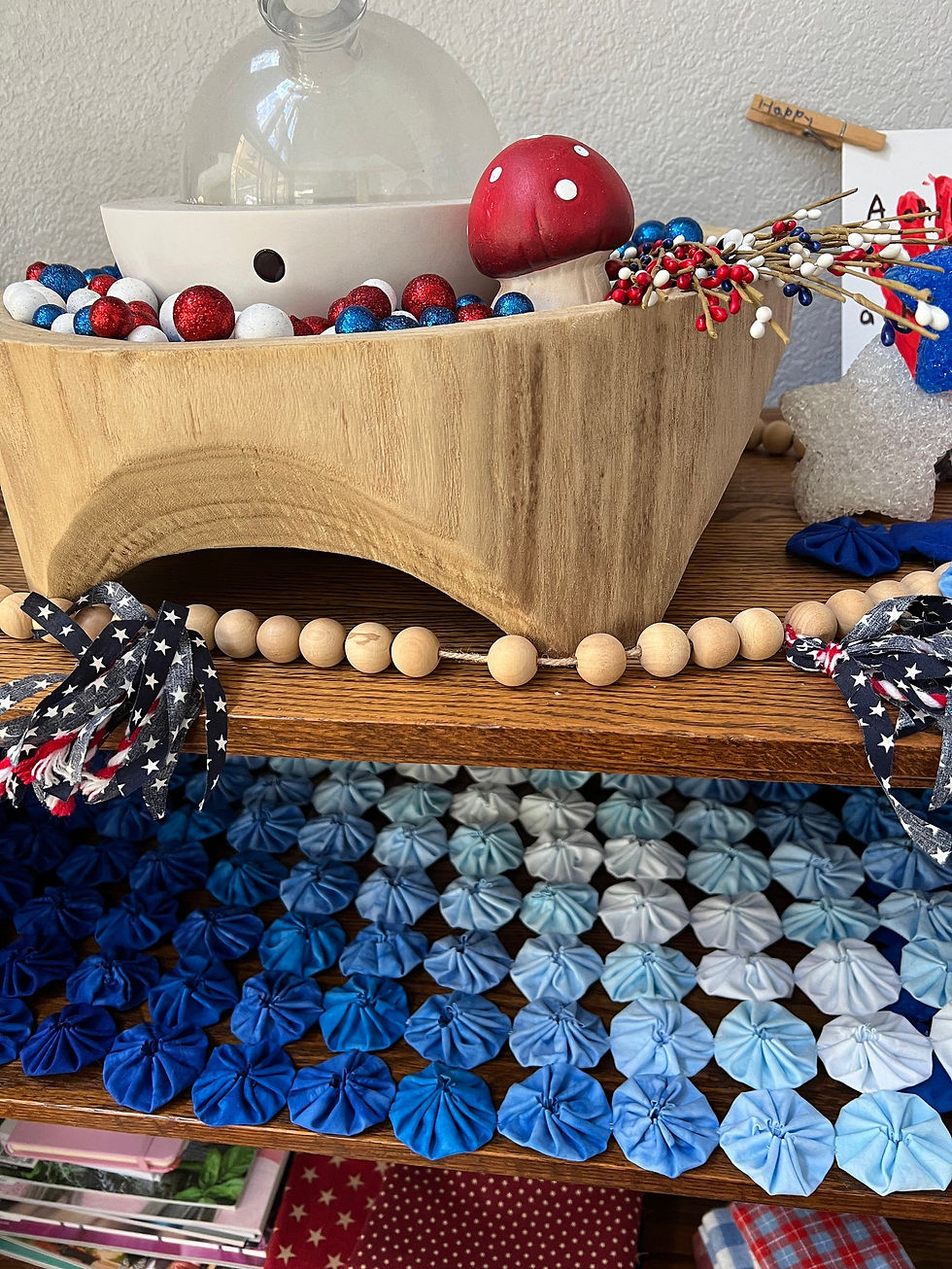 Blue Ombré Yo-Yo Table Runner