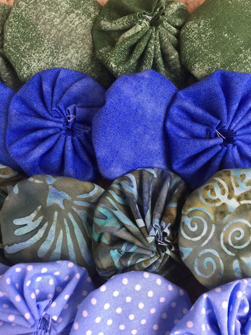 16 Cobalt Blue & Evergreen Fabric Yo-Yos, 2 Inches