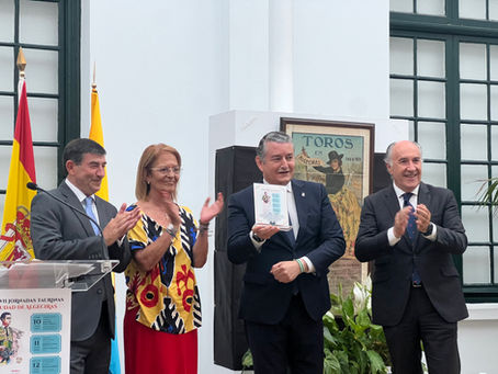 El consejero Antonio Sanz abre las XXXVII Jornadas de Tauromaquia “Ciudad de Algeciras”