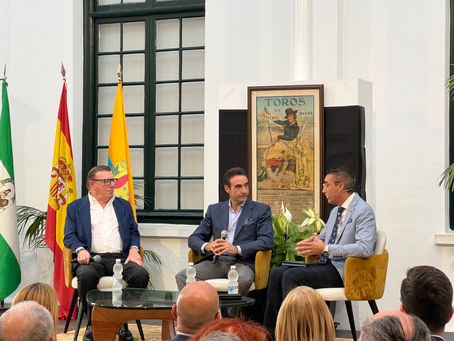 Enrique Ponce y César Cadaval desgranan el toreo dictando cátedra ante un No Hay Billetes
