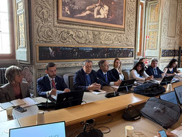 HEALTHCARE AND INSTITUTIONAL COMMUNICATION: THE NATIONAL ROUNDTABLE ON THE DEVELOPMENT OF HOSPITAL LOGISTICS, LEADERSHIP, AND INFRASTRUCTURE