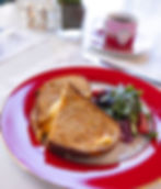 Üç Peynirli Tost image