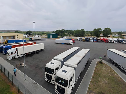 Iran-Russia Trade Link Keeps Moving Despite Recent Strikes; Azerbaijan Helped Reopen Route