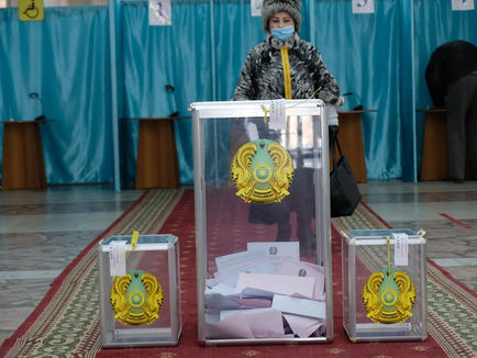 Kurultai Candidates Turn Parliament's Budget Debate Into Campaign Platform