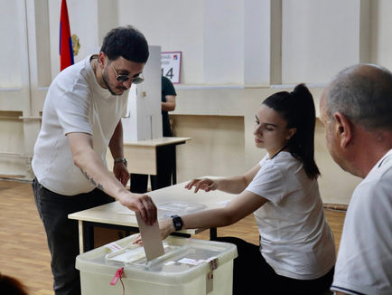 Pashinyan Wins Big As Armenia Signals Shift Toward West