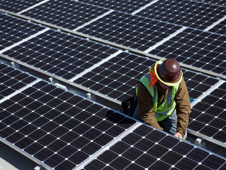 Solar Is Poised To Lead Power Supply By 2035, But AI Data Hubs Will Prolong Fossil Fuel Use