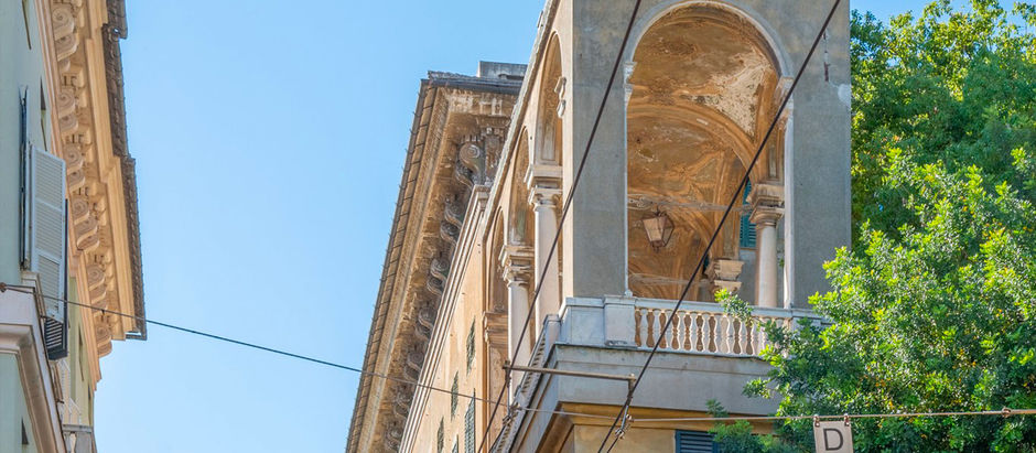 Discovering Via Balbi and visiting the Royal Palace Museum