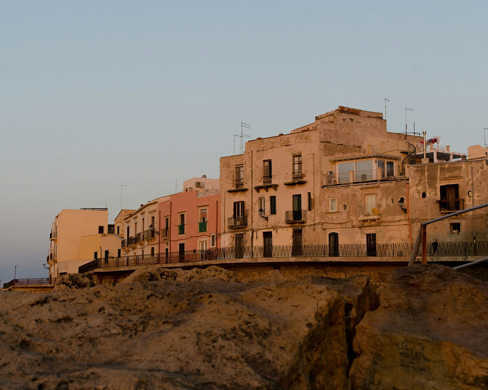 Pietra bianca di Siracusa: il colore che racconta i palazzi di Ortigia