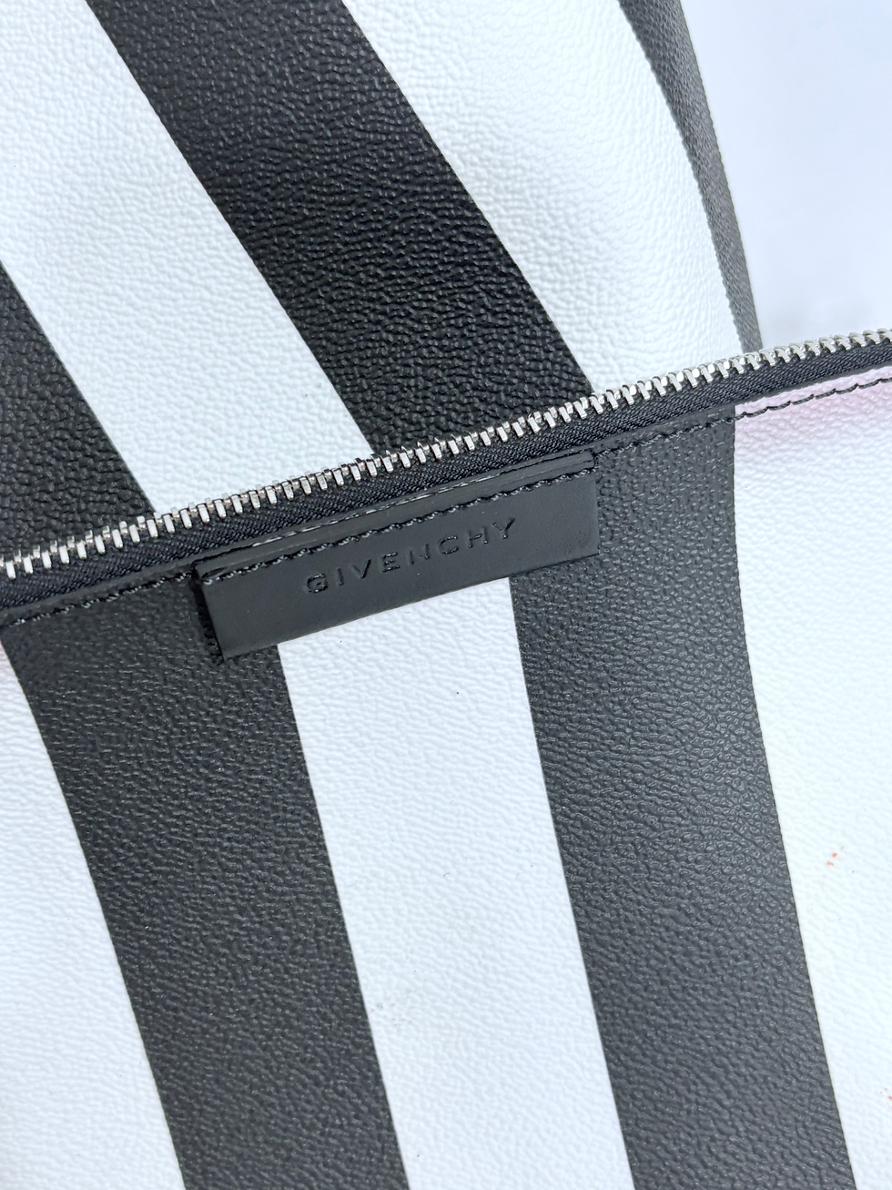 Thumbnail: Givenchy Canvas Striped Large Antigona Tote Black White