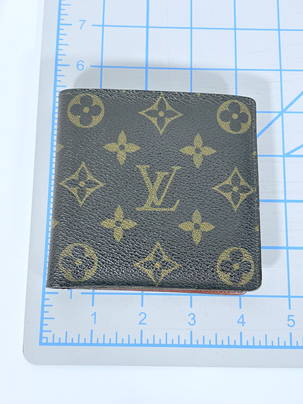 Thumbnail: Louis Vuitton Marco Bi Fold Wallet