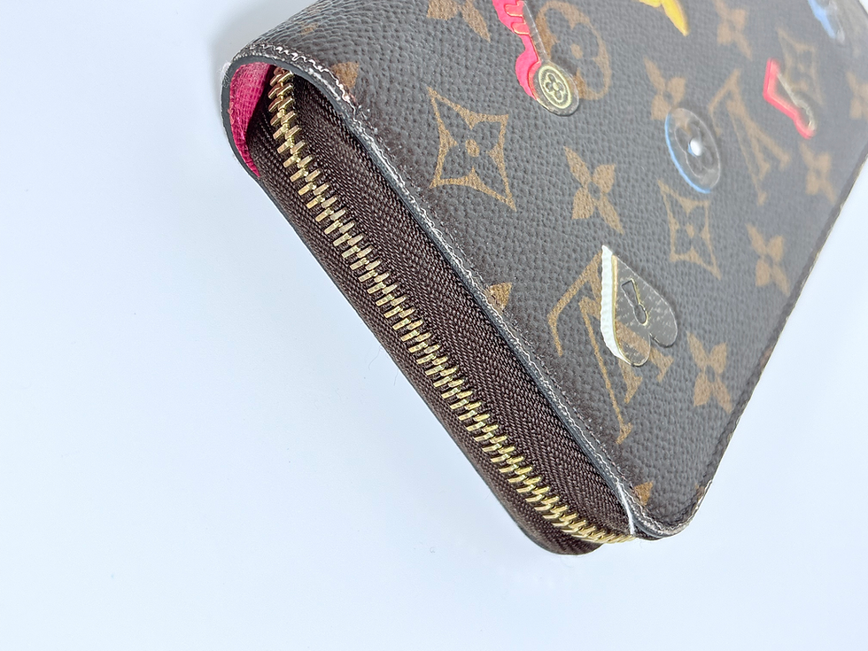 Thumbnail: Louis Vuitton Love Lock Zippy Wallet