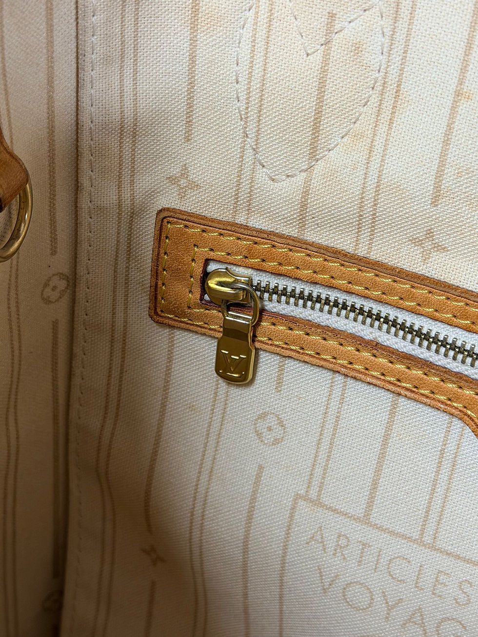 Thumbnail: Louis Vuitton Neverfull Azure MM