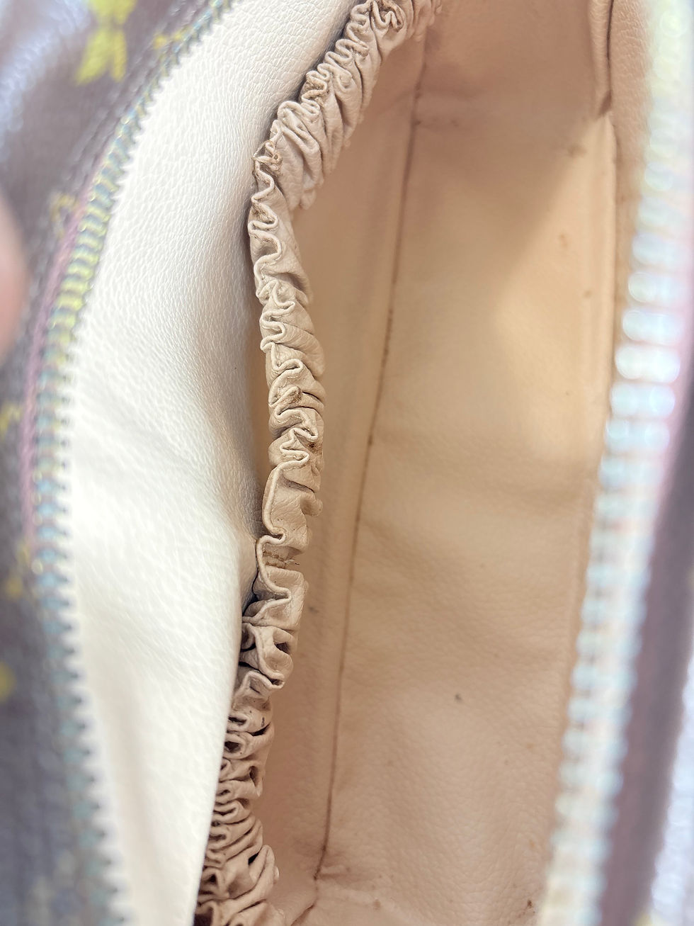 Thumbnail: Louis Vuitton Trousse 28 Pouch