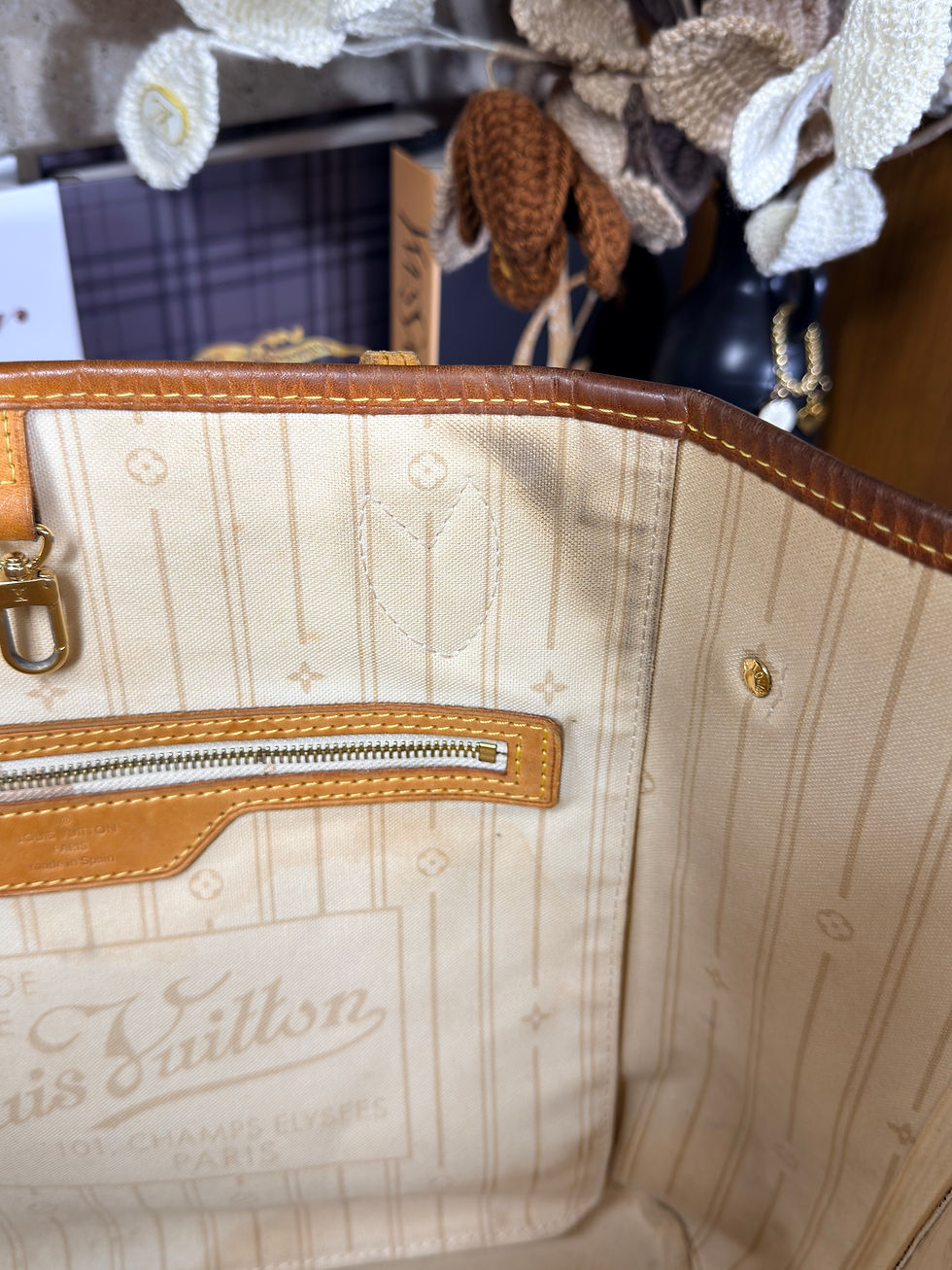 Thumbnail: Louis Vuitton Neverfull Azure MM