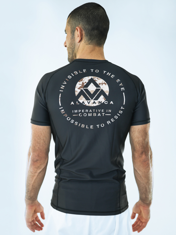 サムネイル： AV DesertCombat Short-Sleeve Rashguard (Men)