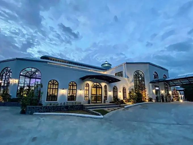 Grand Food Tasting at the Glass Garden Events