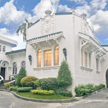 Felicidad Mansion Exterior