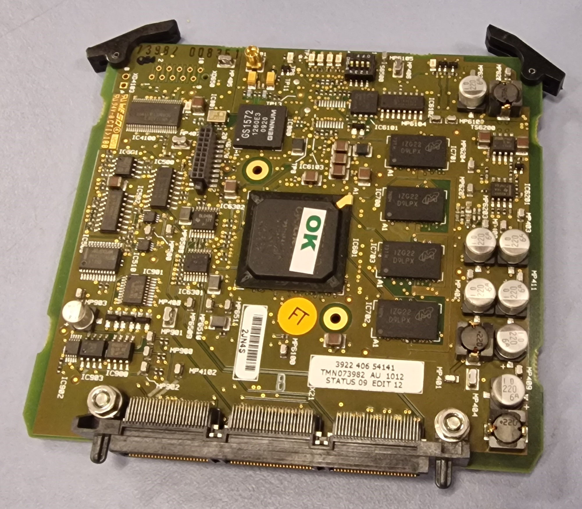 HS OUT Board P/N: 3922 406 54141