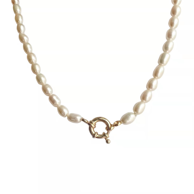 Serenity pearl necklace