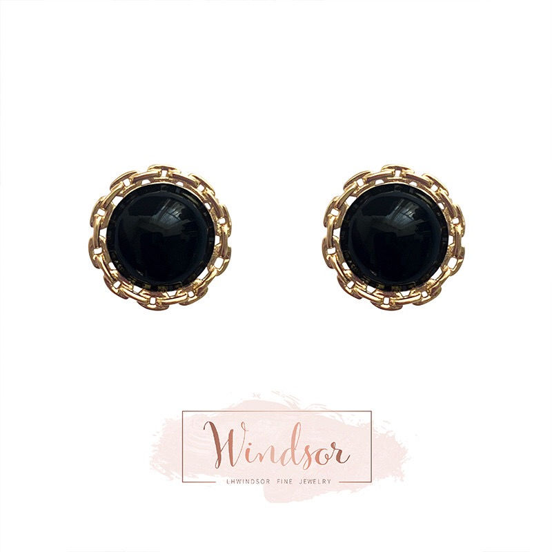 Girlboss earrings