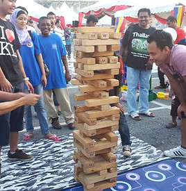 Giant Jenga