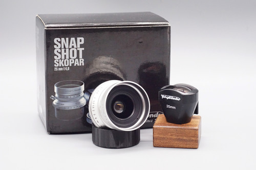 Voigtlander 25mm f4 Snapshot Skopar LTM Boxed + VF | the-latent-image