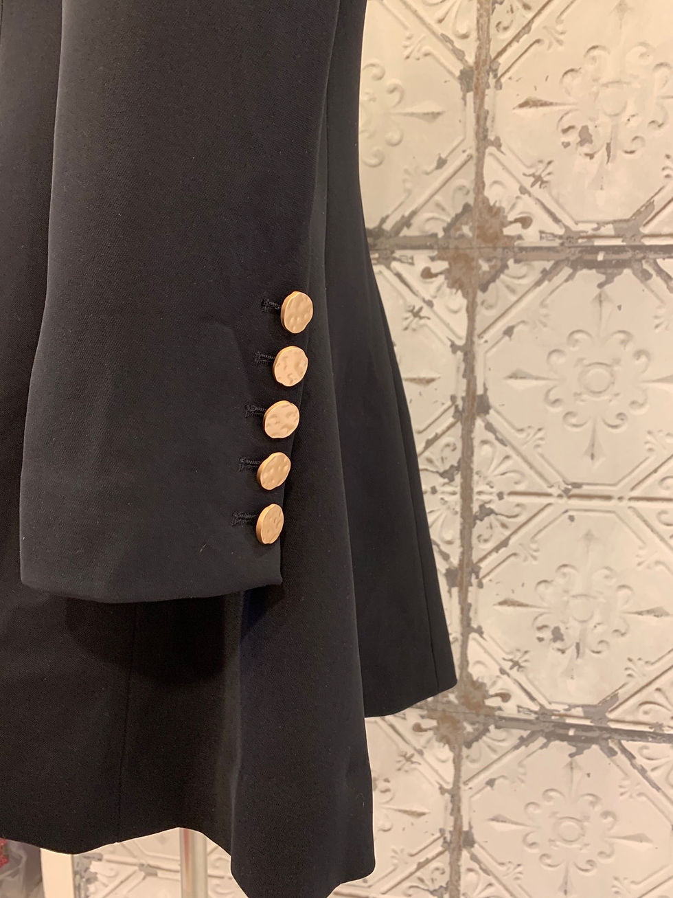 サムネイル： Jacket