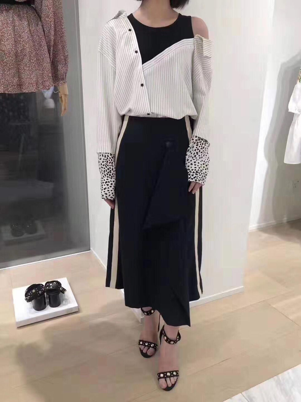 サムネイル： skirt