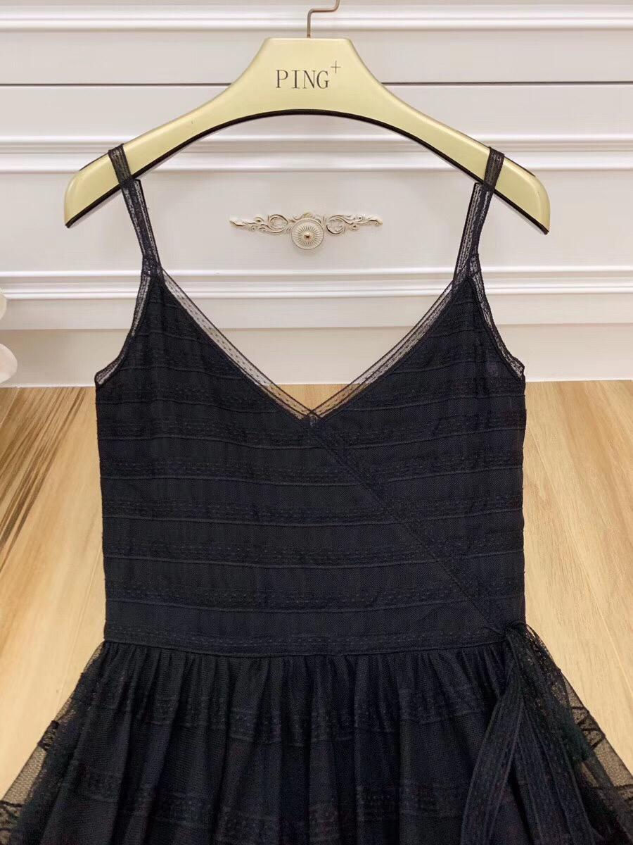 サムネイル： Tulle dress