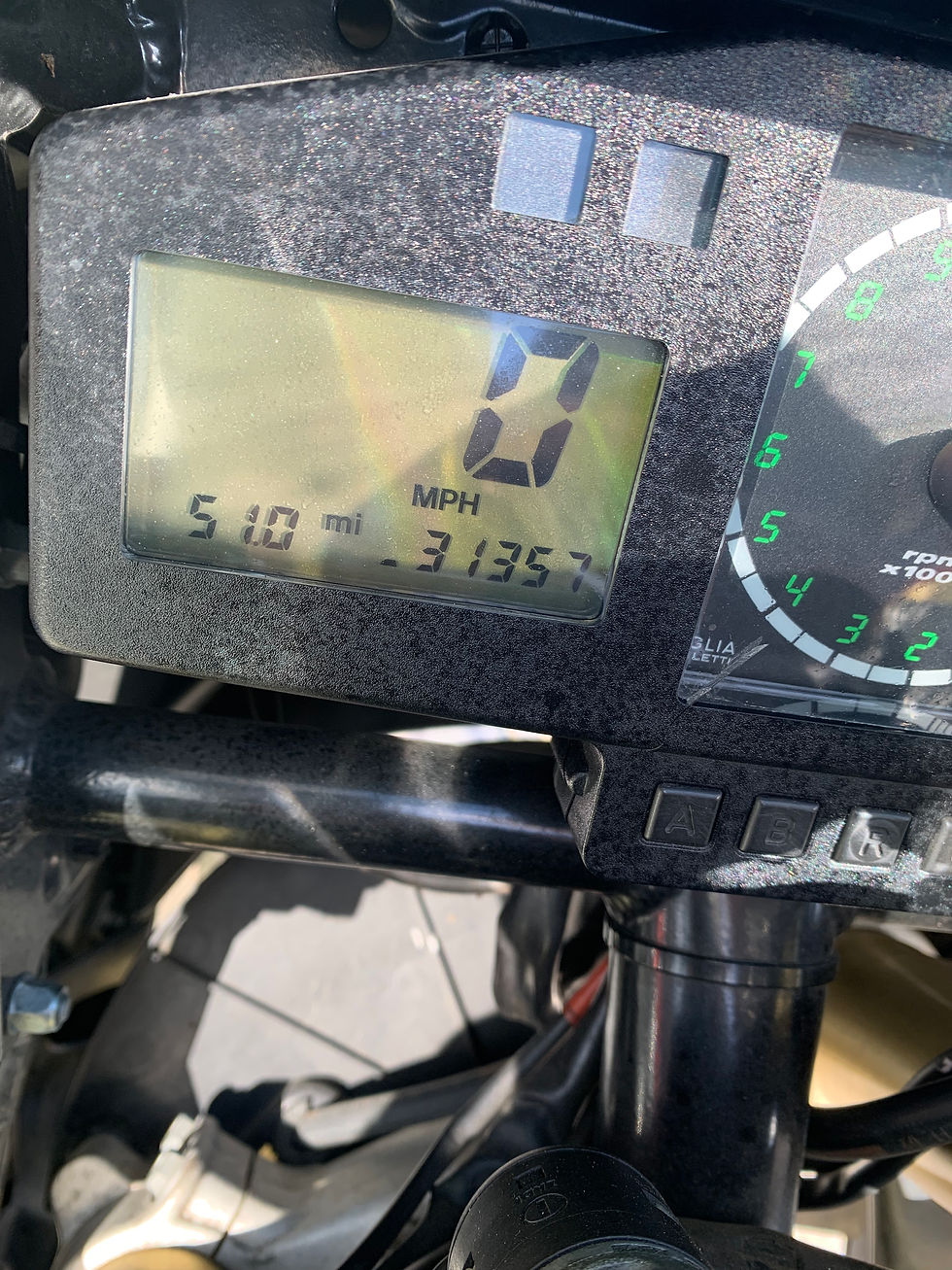 Thumbnail: Aprilia Sl1000 Falco