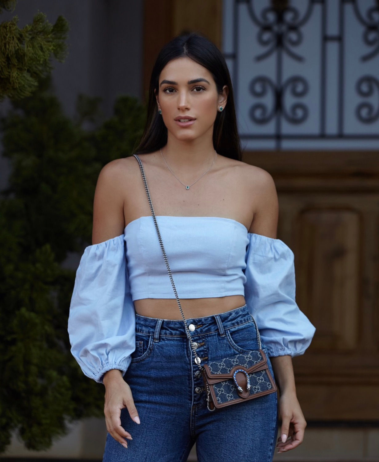 Cropped Analu