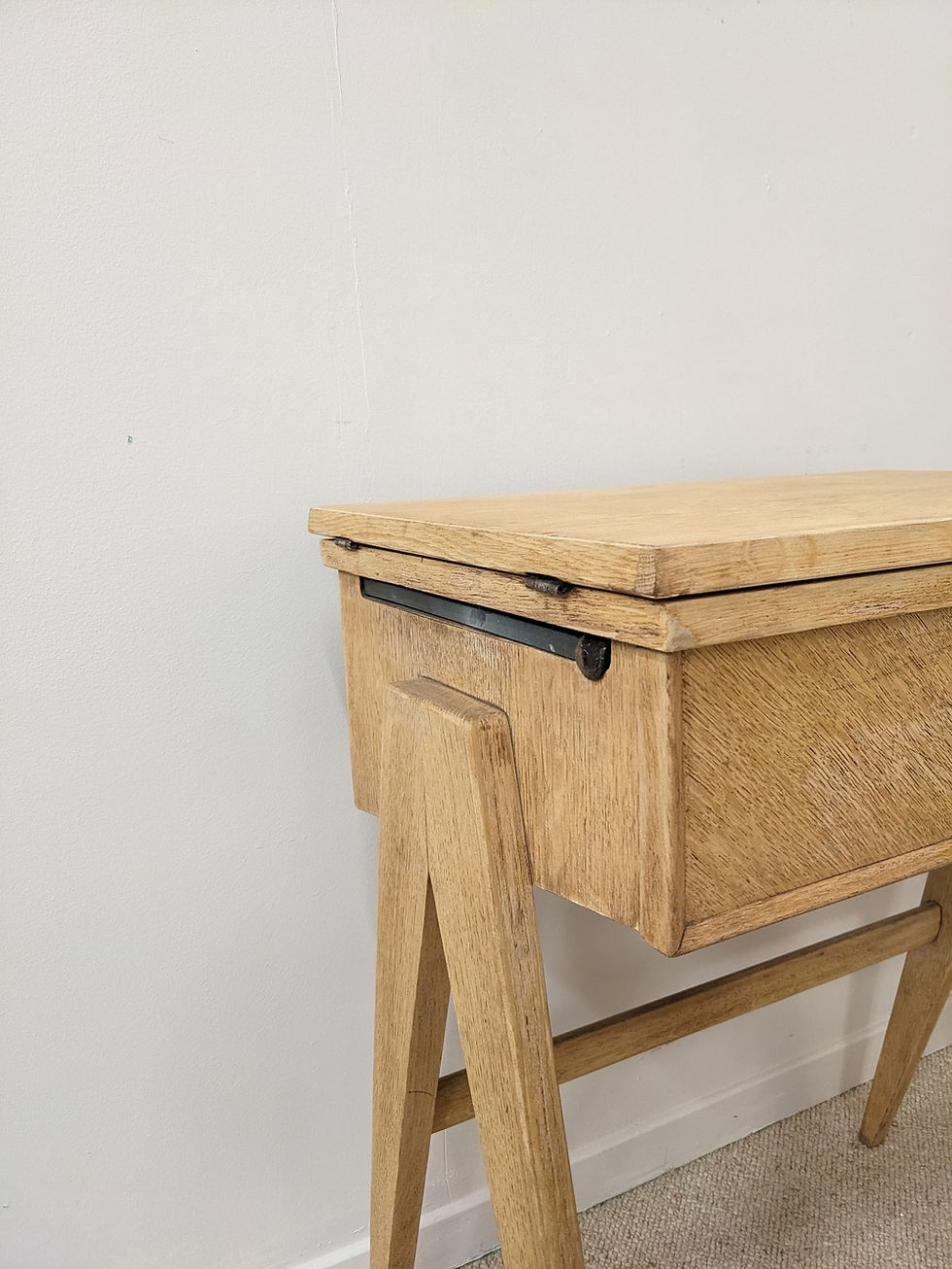 Miniature : Bureau pieds compas ancienne machine à coudre
