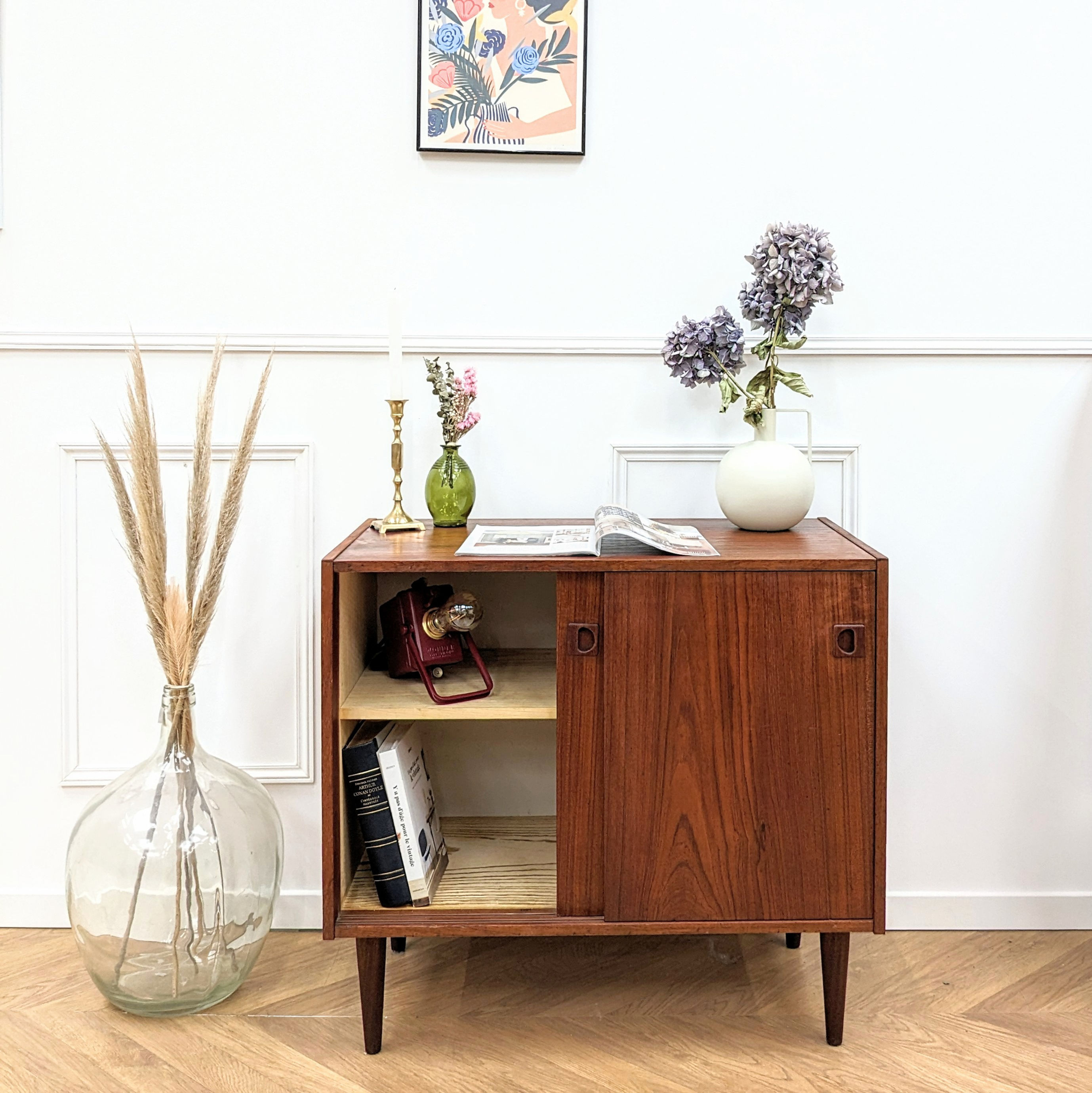 Ancien Buffet mid century en Teck (vue de face)