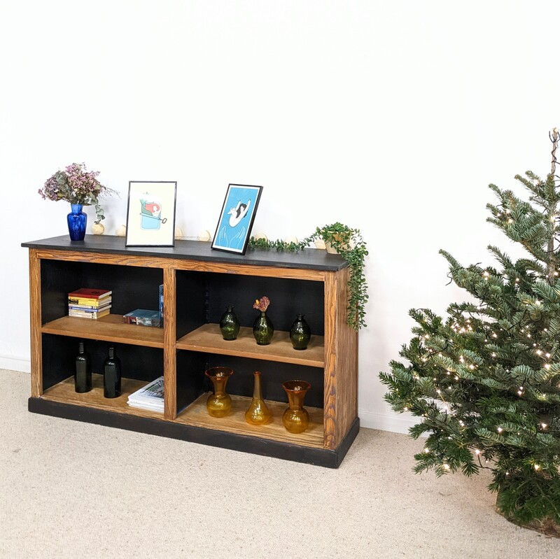 Comptoir ancien noir en bois massif