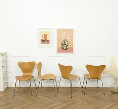 Chaises Arne Jabcosen Série 7