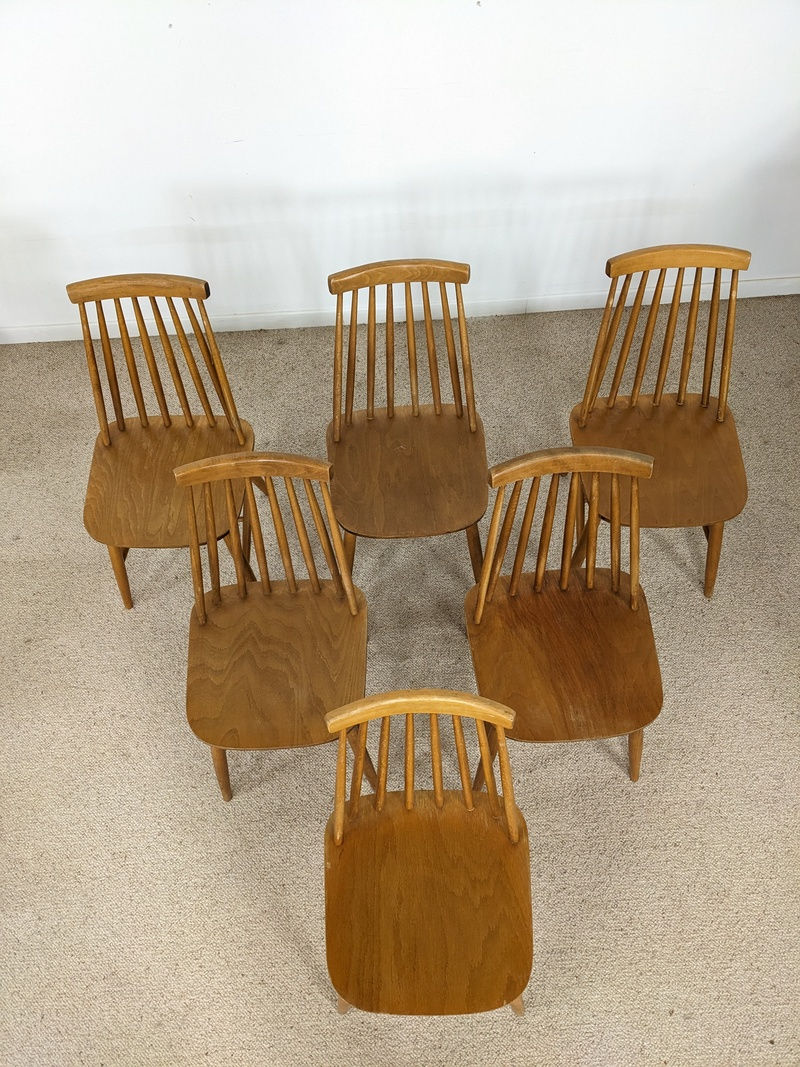 Miniature : chaises vintage en bois clair des années 60