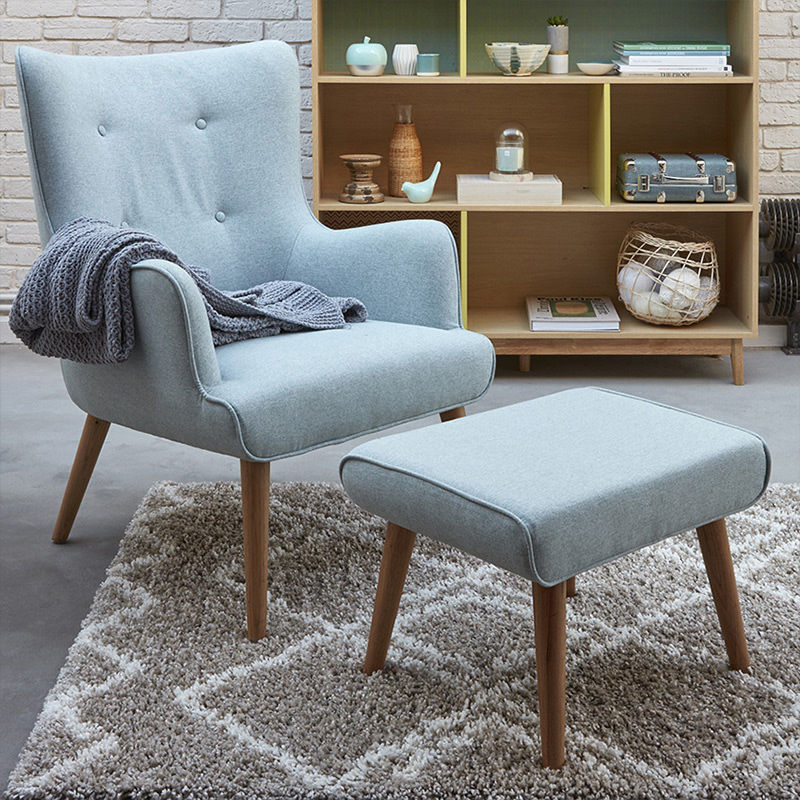 Bibliothèque scandinave avec canapé confort