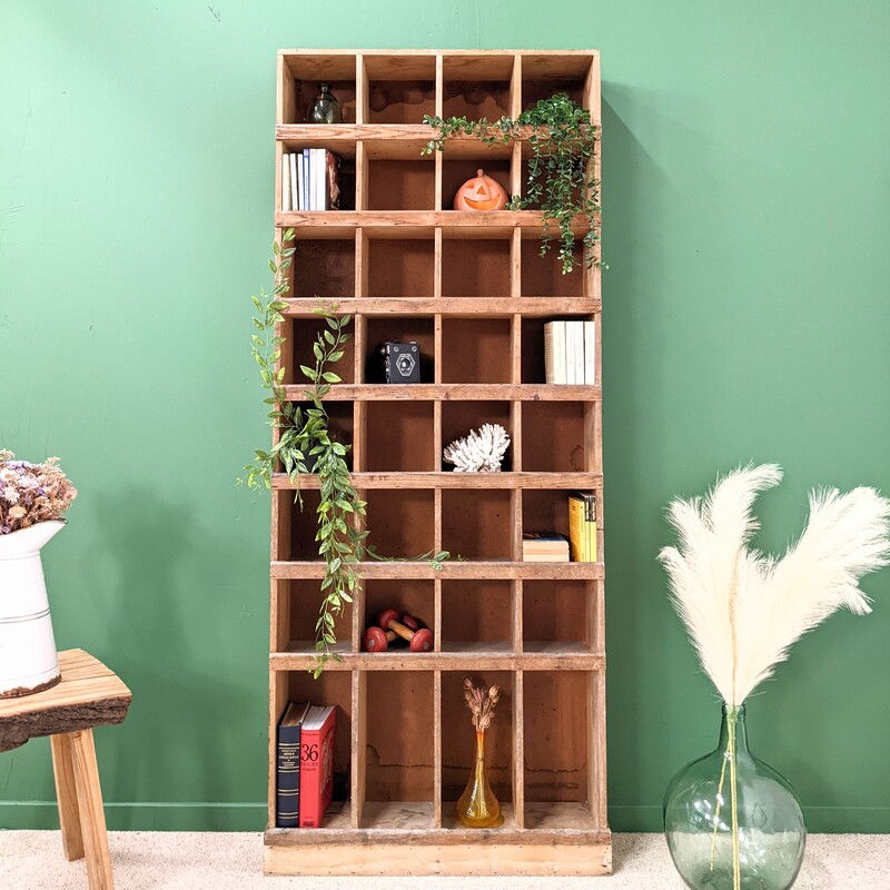 Meuble à casiers industriel rétro