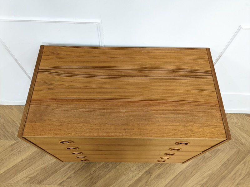 Miniature : Commode scandinave vintage 5 tiroirs