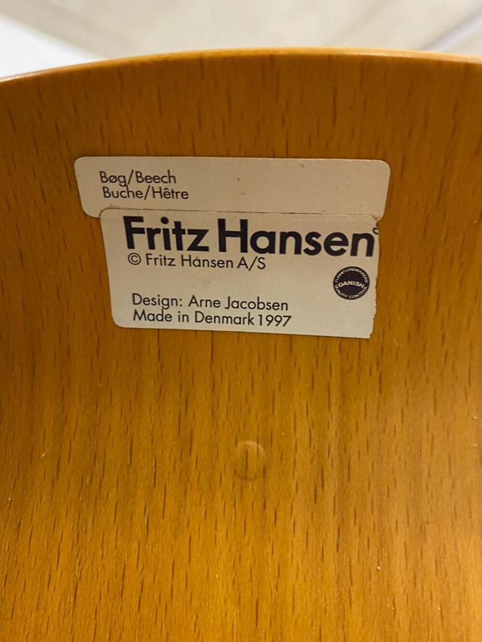 Miniature : Chaises Arne Jabcosen