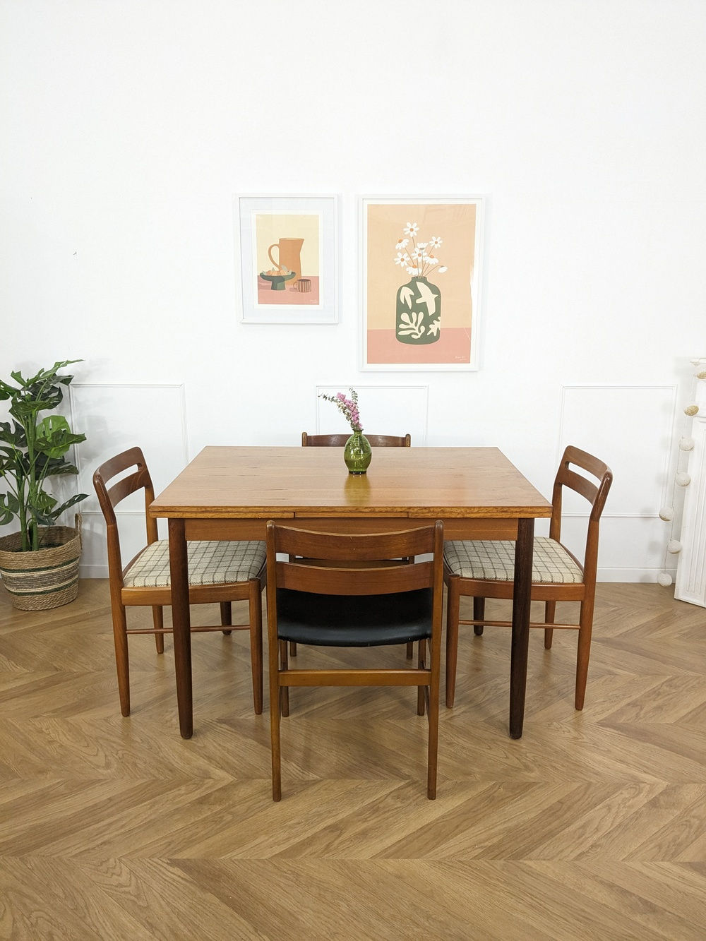 Table à manger scandinave seventies