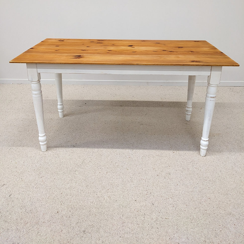 Miniature : Table de ferme ancienne avec piétement blanc