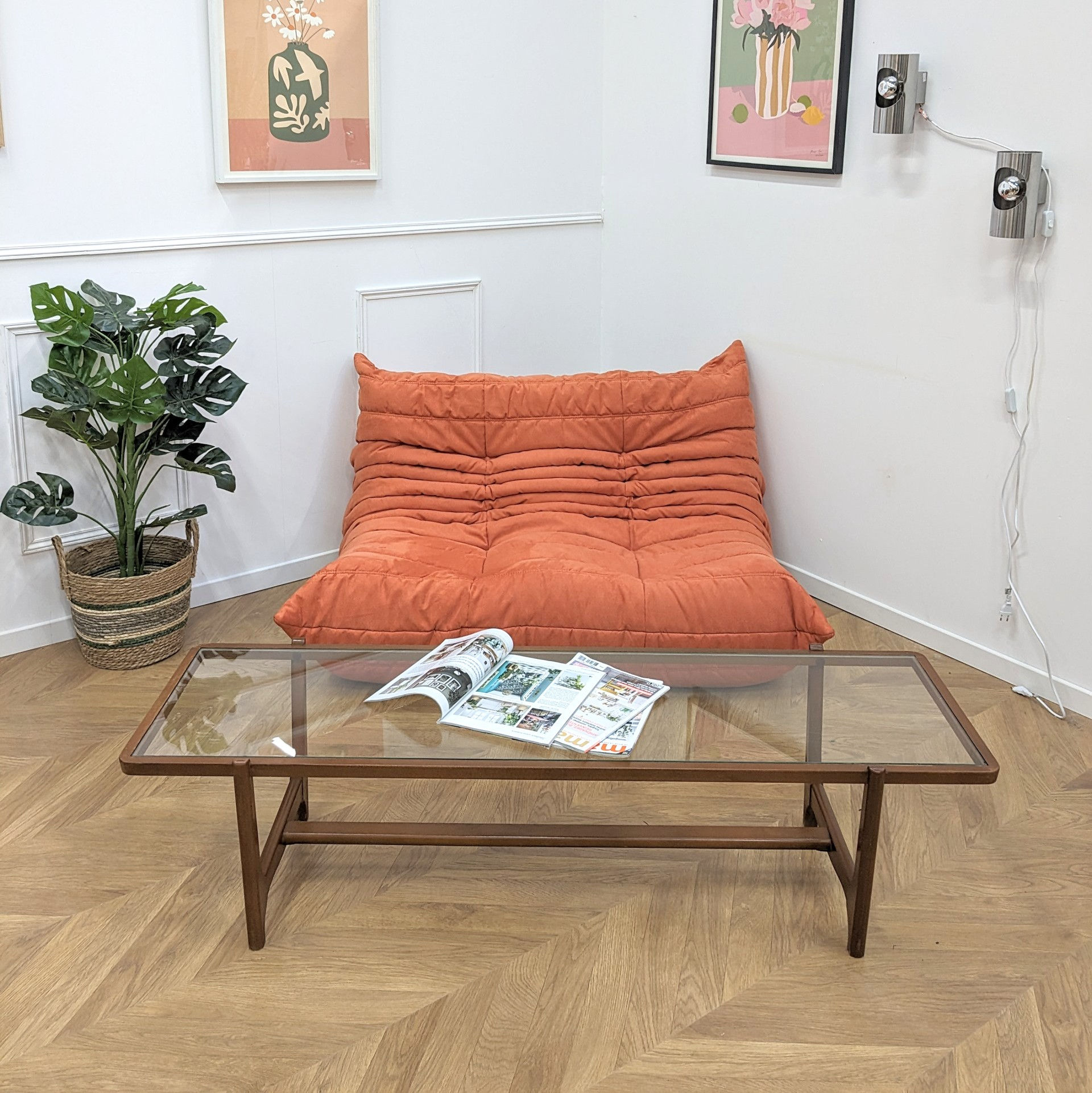 Ancienne Table basse Moderniste (vue de face)