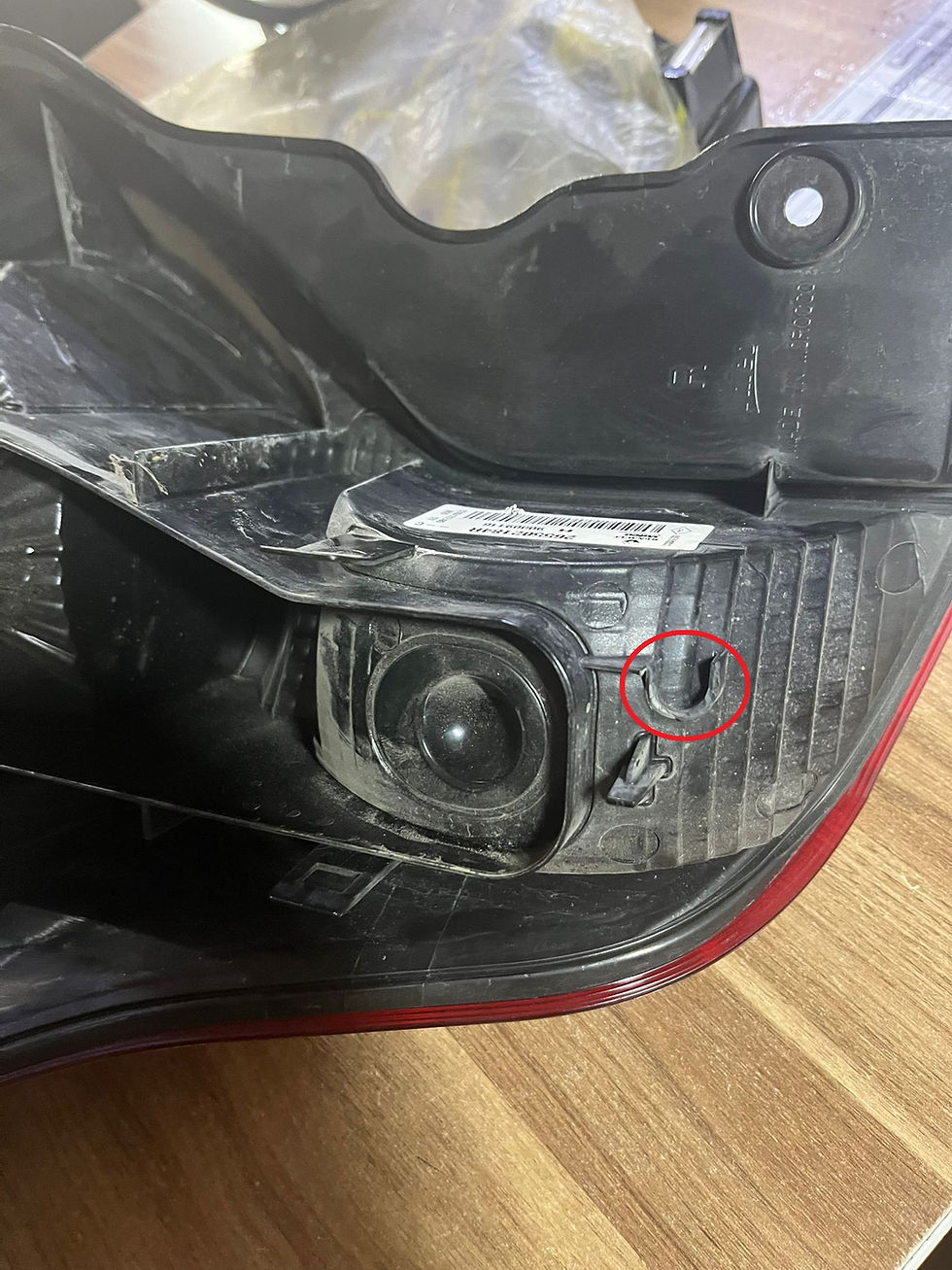 Küçük resim: Dacia Lodgy Sağ Stop Lambası 265502184RD RENAULT MAİS DEFOLU